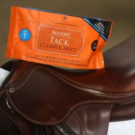 Carr & Day & Martin Belvoir Tack Step 1 Cleaning Mitt