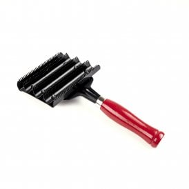 Shires EZI-GROOM Jockey Curry Comb