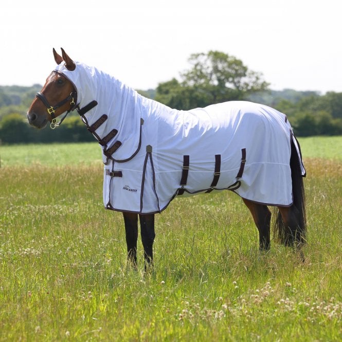 Shires  Highlander Plus Fly Sheet Combo Rug - White/Black Cherry