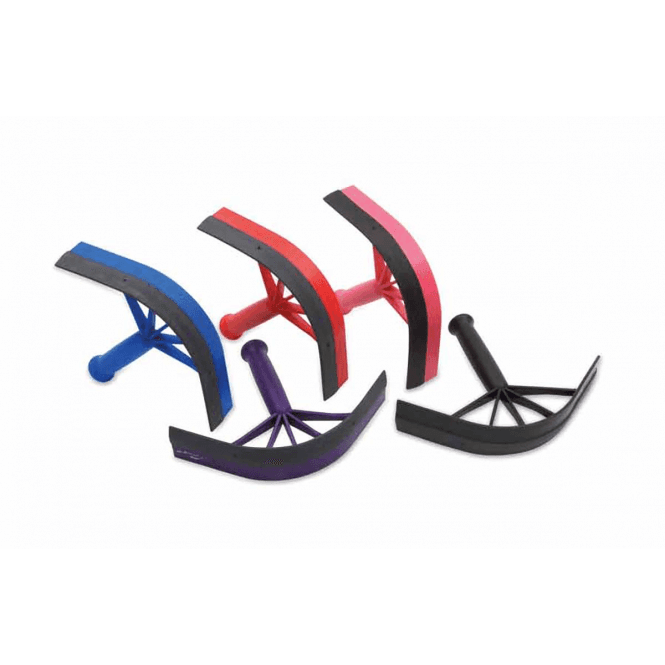 Shires  Plastic Sweat Scraper
