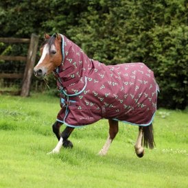 Shires Winnie & Me 200g Turnout Rug - Maroon