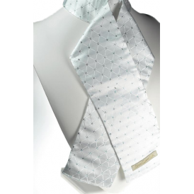 ShowQuest Samlesbury White Looped Neck Tied Stock - White