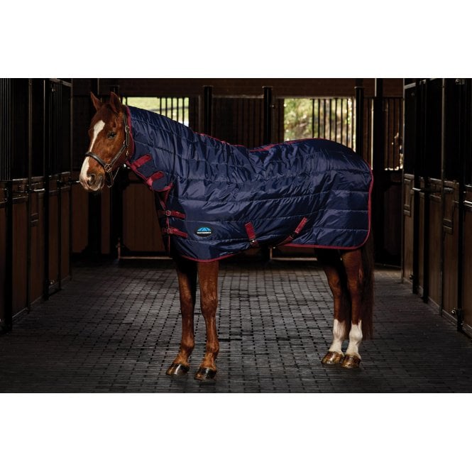 Weatherbeeta  Comfitec 210d Channel Quilt 220g Combo Neck Stable Rug - Navy/Burgundy