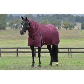 Weatherbeeta Comfitec Essential 220g Detach-A-Neck Turnout Rug - Burgundy/Navy